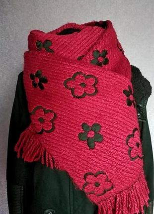 Зимний теплый двусторонний шарф в цветы из акрила с бахромой от бренда y &amp; d