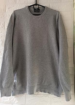 Чудовий чоловічий светр