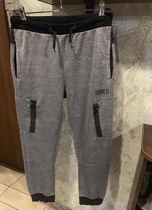 Штаны спортивные 44