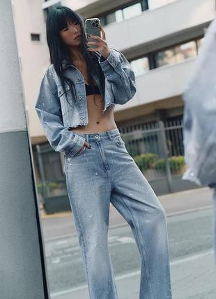 Прямые джинсы trf со стразами и высокой посадкой