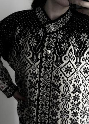 Теплий вовняний кардиган