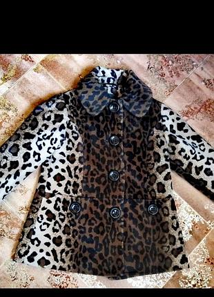 Фирменная вещь, состояние очень хорошее, подробности в фото в обьеве, пришлю новую или укр поттого.