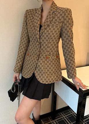 Пиджак женский
