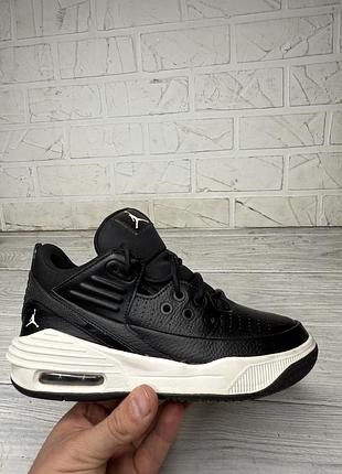 Модные черные кожаные кроссовки jordan max aura