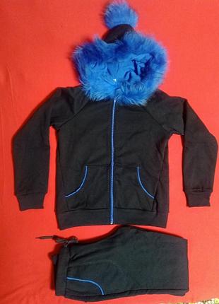 Новый женский спортивный костюм, куртка + штаны, размер 48, утепленный с капюшоном, цвет черный