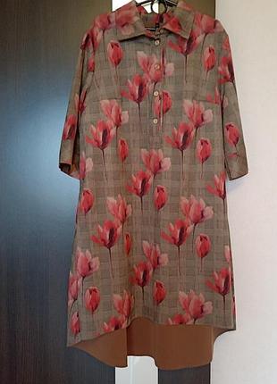 Стильное теплое платье, с цветочным принтом, 50 размера.