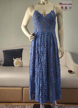 Неймовірно гарна сукня