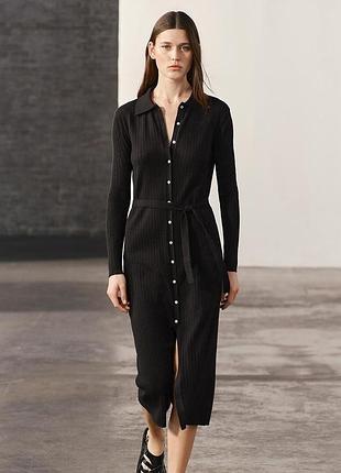 Великолепное черное трикотажное платье zara
✨✨✨✨✨✨✨✨✨✨