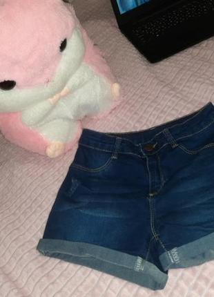 Шорті