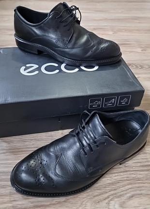 Мужские ботинки черного цвета ecco vitrus