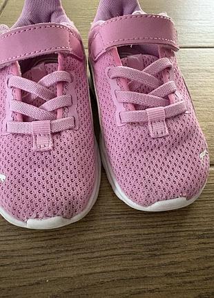 Кросівки літні