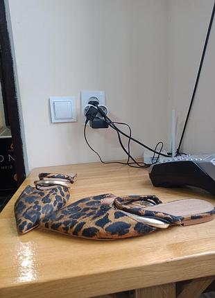 Туфлі жіночі