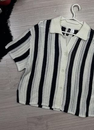 Кофтинка вʼязана