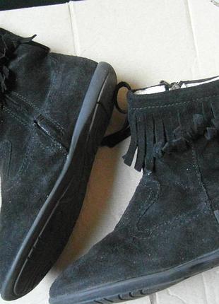 Замшеві чобітки демісізон