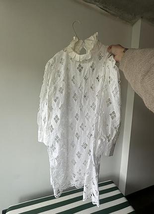 Біла сукня sandro м-л