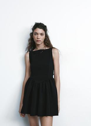 Жіноча коротка чорна сукня з пишною спідницею zara розмір м