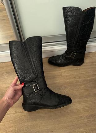 Стильні чорні замшеві чоботи козаки розмір 41 італія
