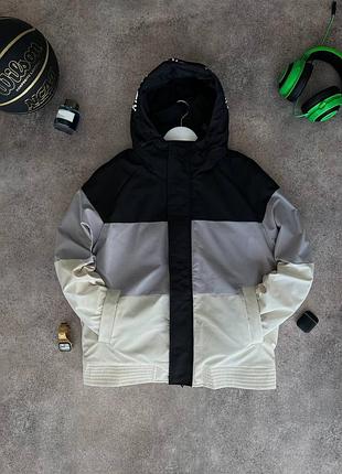 Очень стильная и теплая куртка мужская