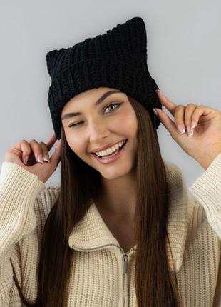 Жіноча шапка