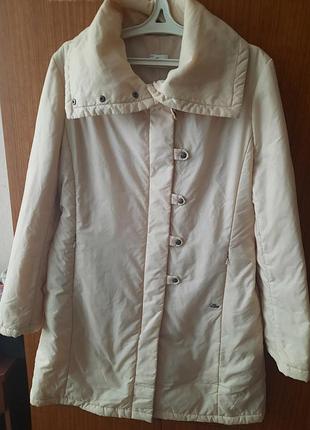 Продаю полу -пальто