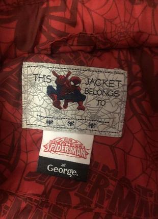 Куртки і жилетки