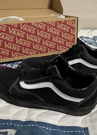 Кеди vans old skool чорного кольору 40 розмір