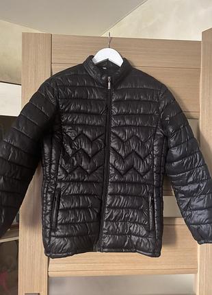 Куртка черная