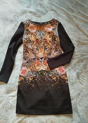 Невероятная мини-платье love republic, размер xs
прекрасно подчеркивает фигуру и красивые ножки!
может быть вечерним образом