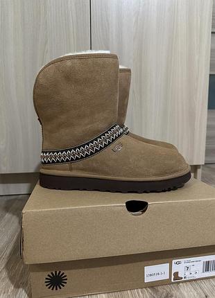 Жіночі угги ugg women's classic short crescent fashion boot