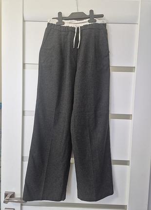 Школьные широкие брюки на девочку zara