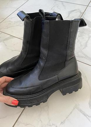 Зимові шкіряні ботинки челсі