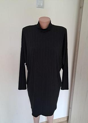 Сукня в рубчик