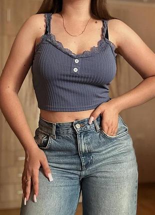 Топ з мереживом