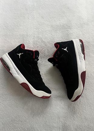 Кроссовки хайтопы фирмы jordan 38 размера по стельке 24,5 см.