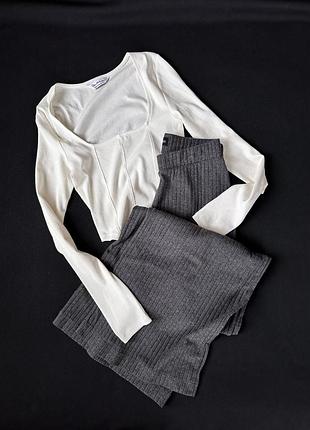 Штани у рубчик