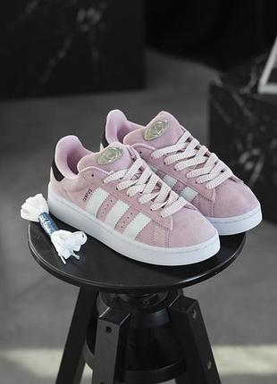 Жіночі кросівки adidas