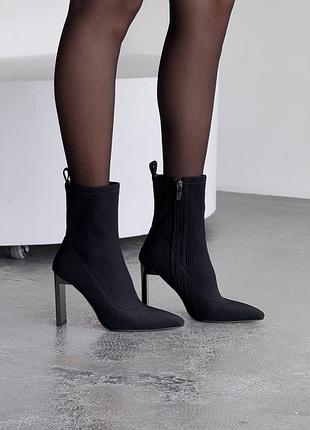 Женские черные деми ботильоны на каблуке