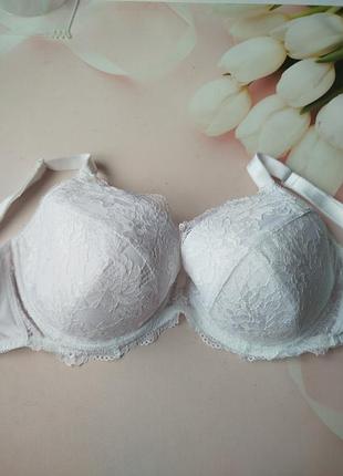 Кружевный бюстгалтер на пышную грудь размер 90 h