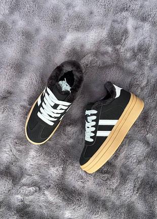 Кросівки жіночі зимові