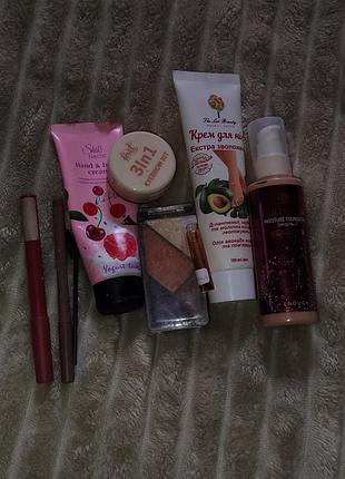 Лот косметики
