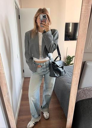 Жакет оверсайз кроп вкорочений бренду coosh