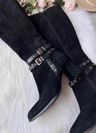 Женские высокие замшевые сапоги isabel licardi