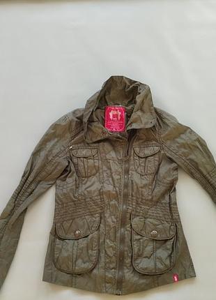 Женская курточка edc