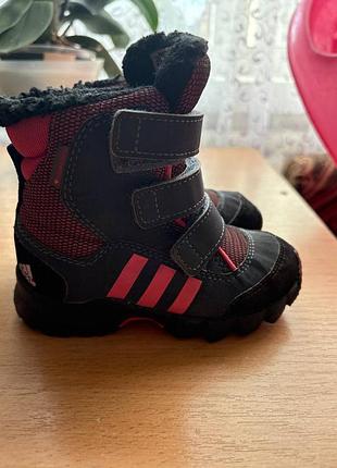 Зимові чобітки для дівчинки від adidas 23 розмір