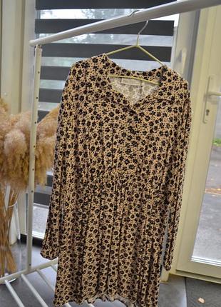 Платье бежевое в черные цветочки,zara