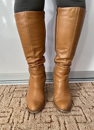 Кожаные сапожки