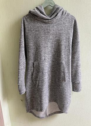 Плаття,плаття з капішоном