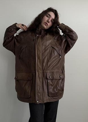 Шкіряна коричнева вінтажна оверсайз куртка