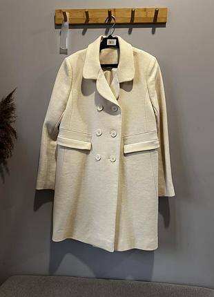 Шикарне молочне двубортне пальто