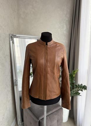 Шкіряна коричнева косуха massimo dutti